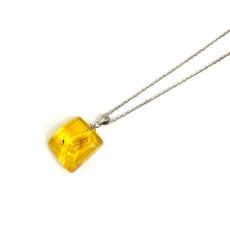 琥珀ネックレス/虫入り琥珀/レア
