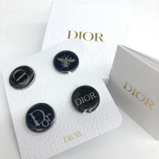 Christian Dior/ピンバッチ/非売品限定/ノベルティ