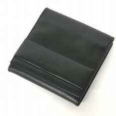 ニナリッチ/二つ折り財布/レザー/ブラック/型くずれ