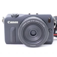 ジャンク品 Canon キャノン M ボディ&レンズ 22mm 1:2 STM 動作未確認