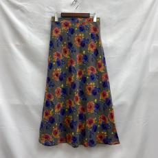 ウンガロ/スカート