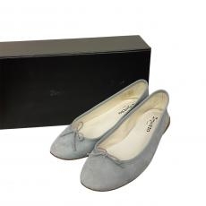 レペット/バレエシューズ/CENDRILLON/ヤギ革/参考価格¥41800/サックスブルー