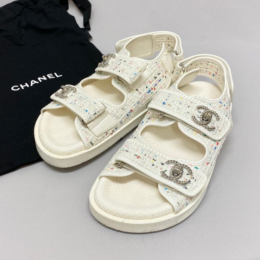 大人気★ 国内完売！！ シャネル★ サンダル サンダル - ラムスキン、ブラック — ファッション | CHANEL シャネル