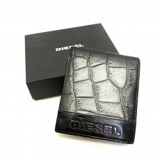 ディーゼル/二つ折り財布/クロコ型押しレザー/ブラック