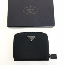 プラダ/二つ折り財布/M605/テスート/ブラック