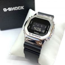 Gショック/腕時計/GM-5600-1JF/メッキフェイス