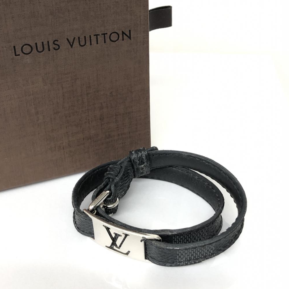 Shop Louis Vuitton Sign it bracelet (M6616E, M6623E) by MUTIARA
